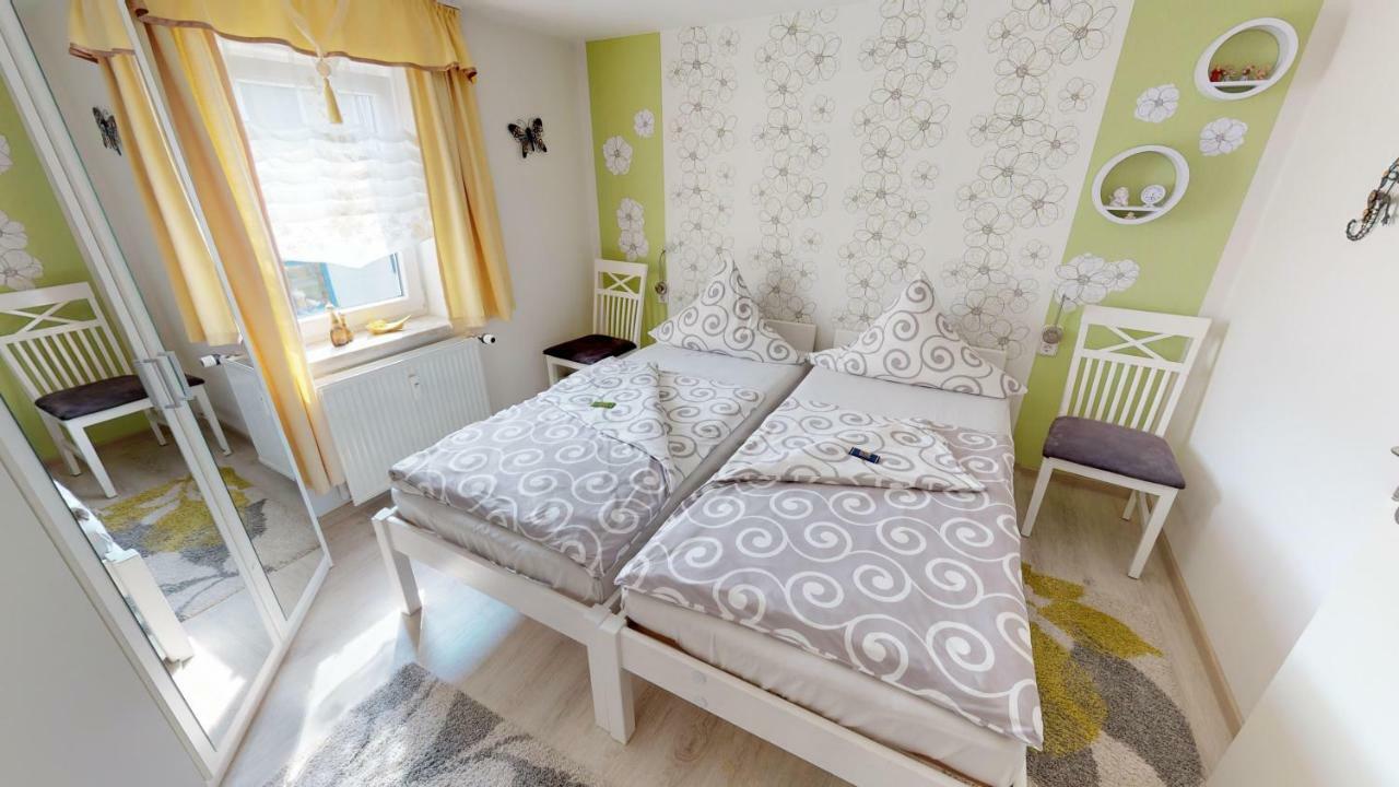 Ferienwohnung Wild Klingenthal Exteriör bild
